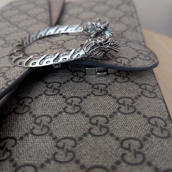 Gucci Women's hang bag/ shoulder bag / crossbody bag - Picture 4 of 9